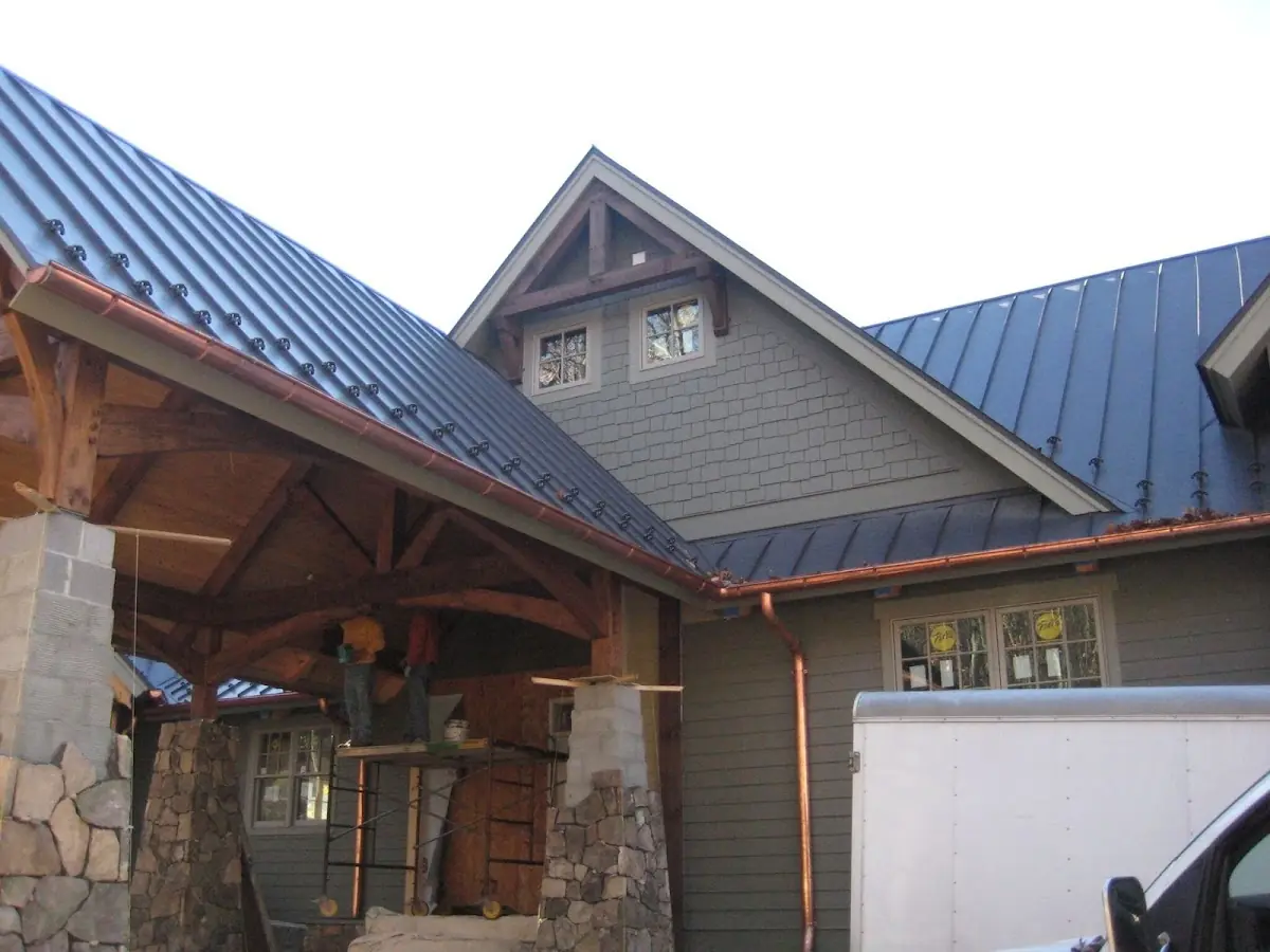 Craftsman Roofing team delivering quality roofing work in Woodbourne